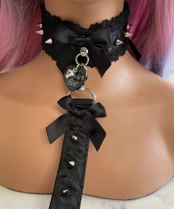 Mystic Treasure 5 Piece Black Crochet BDSM Collar And Leash Set